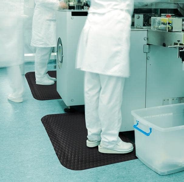 American Floor Mats Hog Heaven Premium 7/8" Black & Black Border 3' x 10' Nitrile Backed Anti-Fatigue Comfort Mat