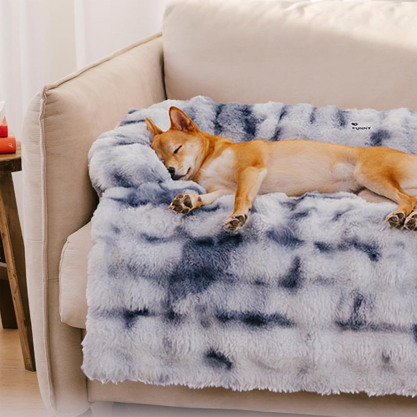 FUNNY FUZZY Pet Fluffy Plush Calming Dog Couch Bed Sofa Protector Washable Pets Mat for Large Medium Small Dogs and Cats (Tie-dye Blue,47.24 × 37.4 × 6.3 in)
