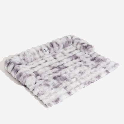FUNNY FUZZY Pet Fluffy Fuzzy Couch Cover, Calming Washable Dog Bed Sofa Protector Pets Mat for Small Dogs and Cats (Tie-dye Grey,27.56 × 24.02 × 5.51 in)
