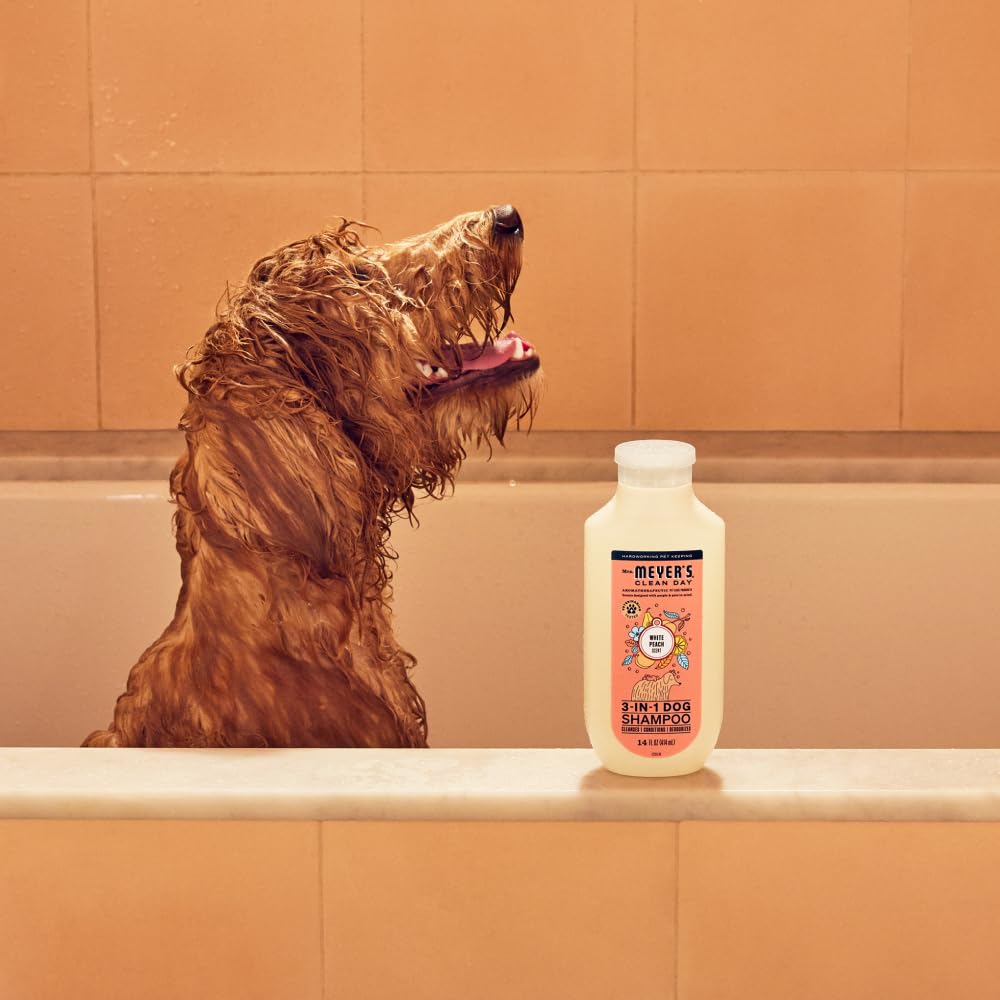 MRS. MEYER'S Clean Day 3 in 1 Dog Shampoo. Chosen for real quality, fits naturally into modern pet
