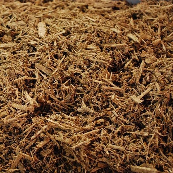 Premium Eucalyptus Wood Mulch for Indoor, Patio, Potting Media, Gardens, Lawns, and Landscaping (1.3 CF - 37 L - 39 QTS)