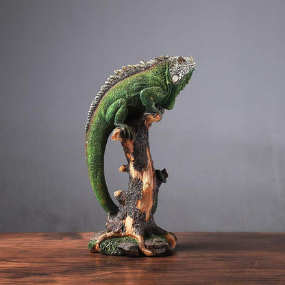 14 Inch Lizard Statue Resin Sculpture Decor Figurines for Home Decor Accents, Living Room Bedroom Office Decoration - Animal Sculptures Collection for Lizard Lovers