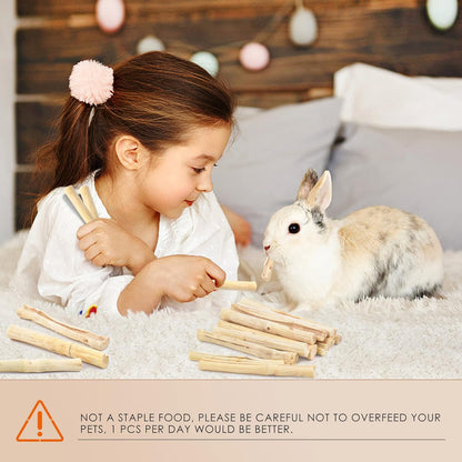 Bissap 700g/1.5Ib Sweet Bamboo Chew Sticks for Rabbits, Bunny Chewing Sticks for Rabbits Hamster Chinchilla Guinea Pigs Rabbit Small Animals Natural Treats Teeth Grinding Toys