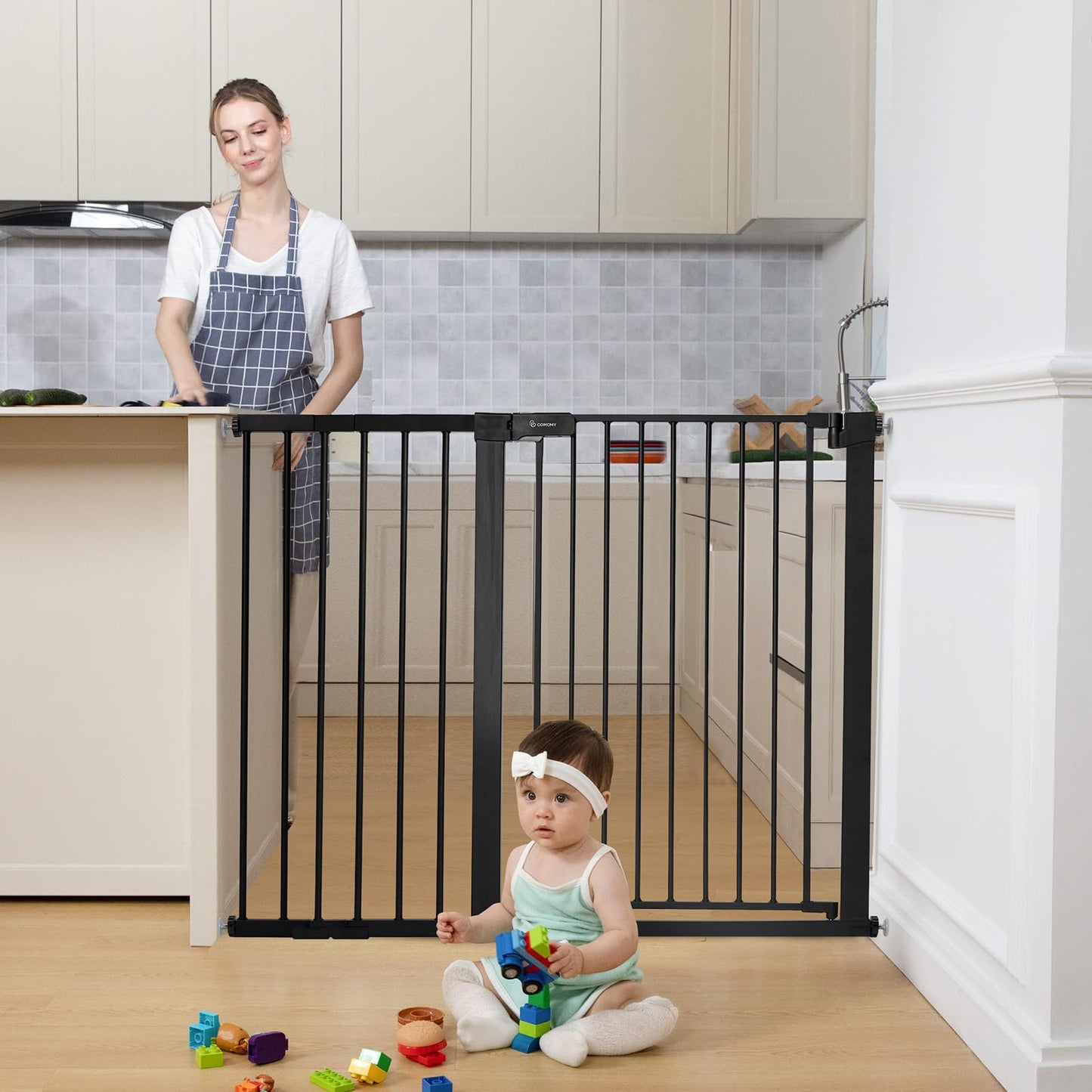 COMOMY 36" Extra Tall Baby Gate for Stairs. Chosen for real quality, fits naturally into modern pet
