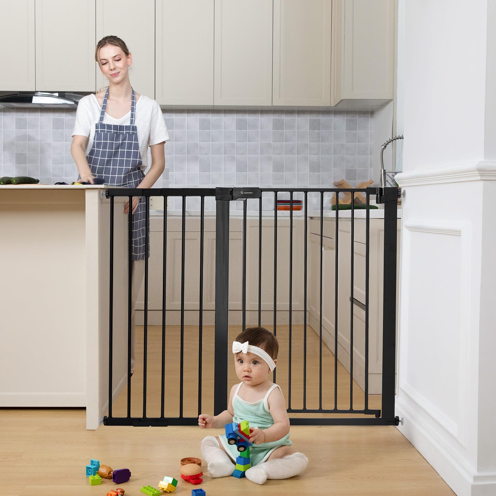 COMOMY 36" Extra Tall Baby Gate for Stairs. Chosen for real quality, fits naturally into modern pet