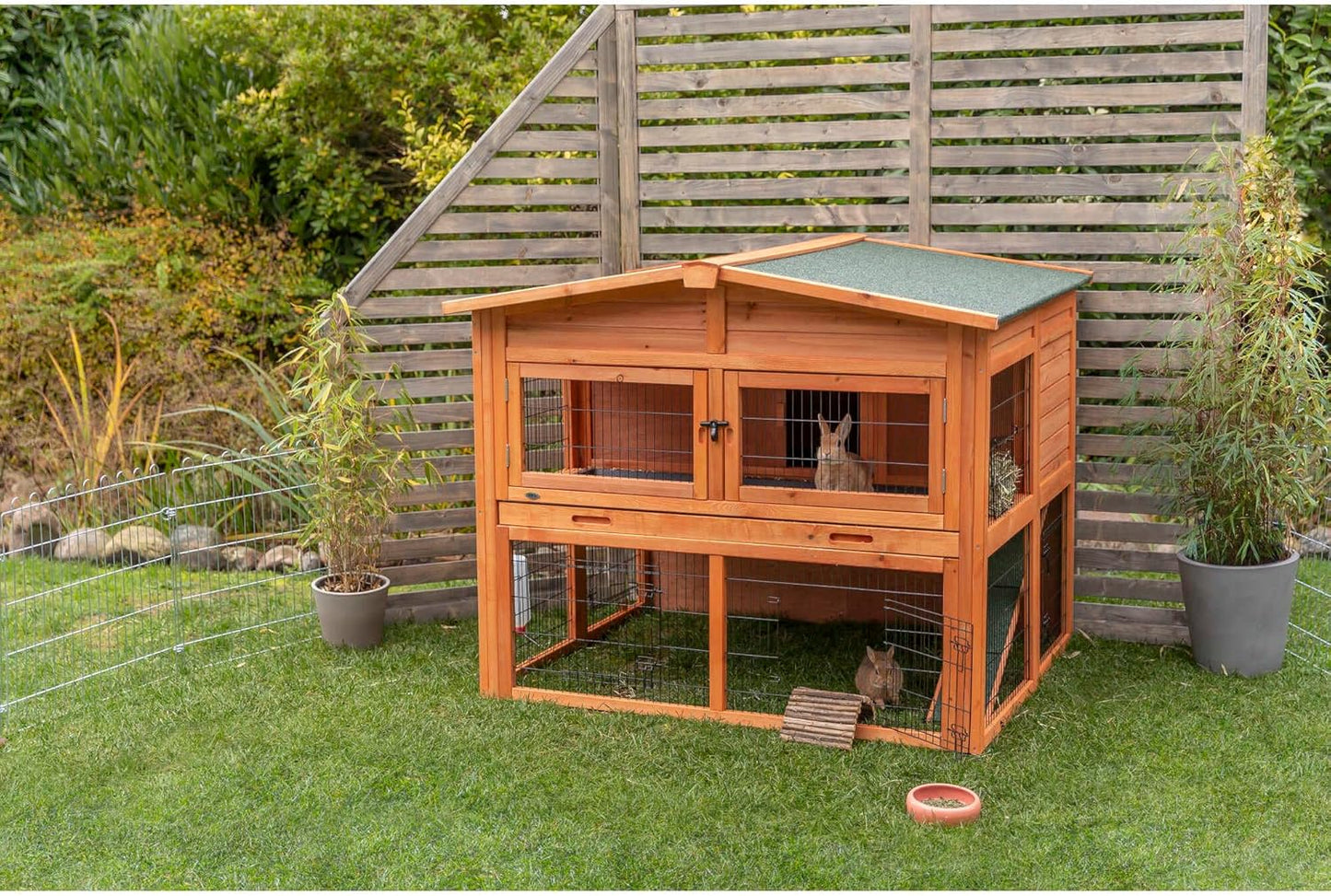 TRIXIE natura Outdoor Deluxe Rabbit Hutch with Run - Large 2-Story Rabbit Cage with Non-Slip Ramp - Elevated Small Animal House with Secure Playpen, Hinged Roof & Two Pull-Out Trays - in Natural