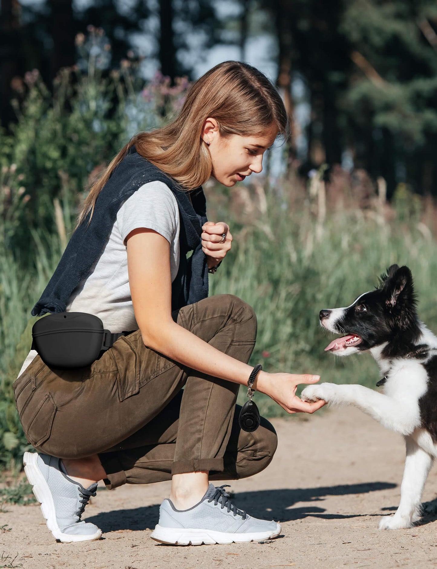 heouvo 1.67 Cup Magnetic Dog Treat Pouch with Training. Chosen for real quality, fits naturally