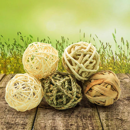 8 Pcs Small Animals Play Balls Rolling Activity Chew Toys Gnawing Treats for Rabbits Guinea Pigs Chinchilla Bunny Natural Balls, Pet Cage Entertainment Accessories (8Pcs)