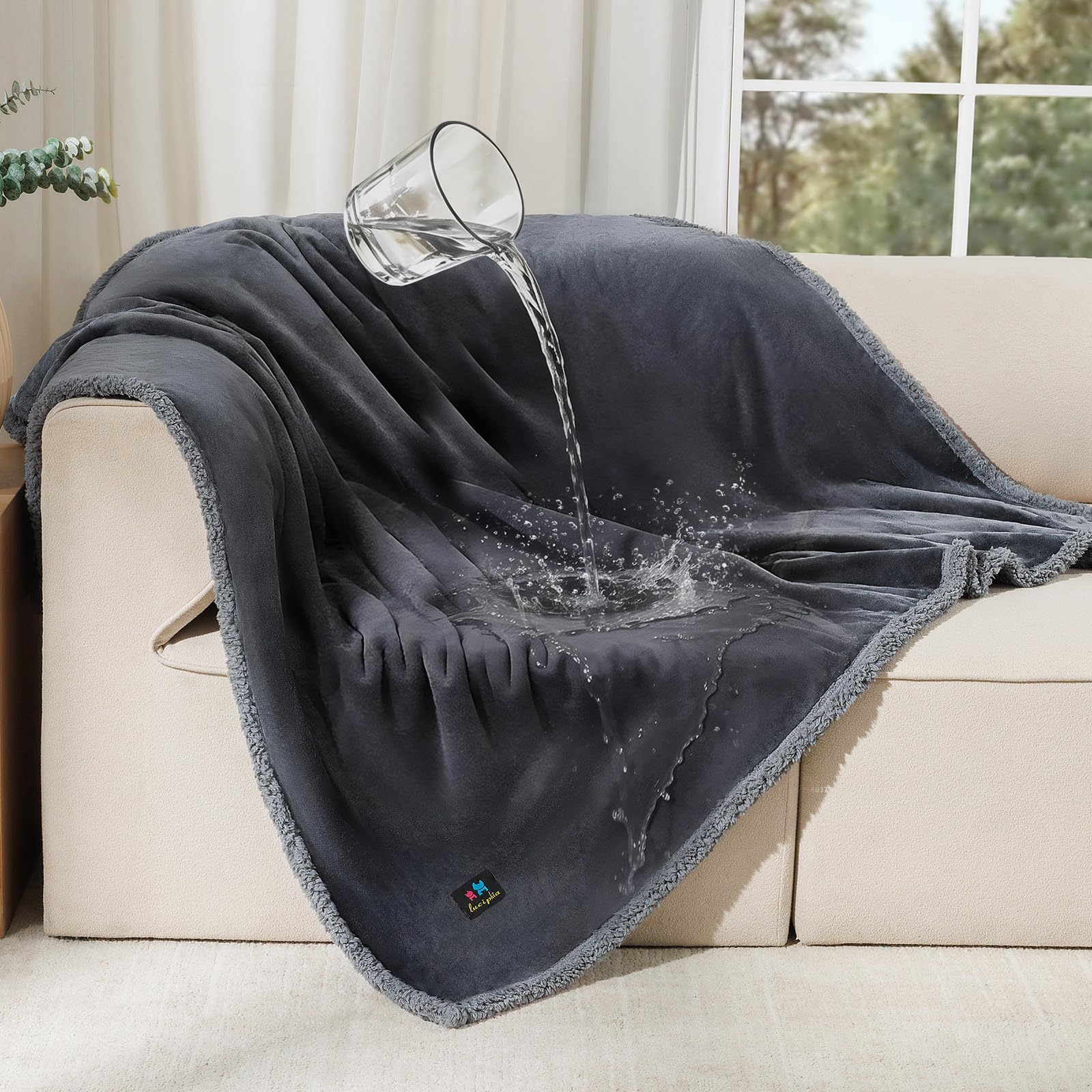 Luciphia Waterproof Pet Blanket. Chosen for real quality, fits naturally into modern pet homes.