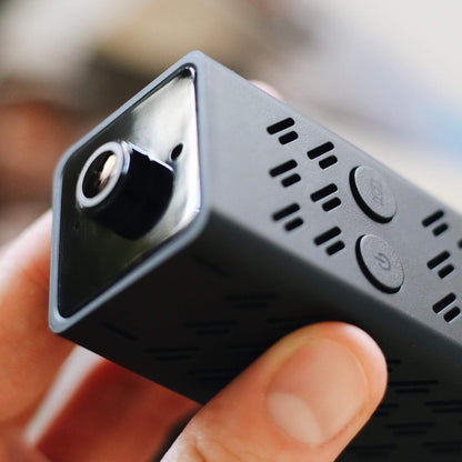 Equine Eye Voyager - Wireless Horse Trailer Camera – Live Video to Your Mobile with Night Vision, Audio - 8 Hours Battery Life - No Cell Signal Needed - Compatible with iPhone & Android Devices