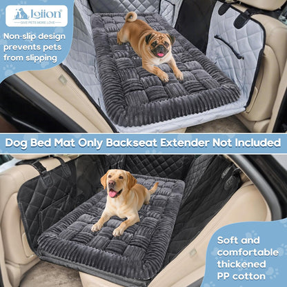 Dog Car Bed Mat, Non-Slip Backseat Extender Pet Blanket, Plaid Dog Bed for SUVs, Sedans & Trucks, Chew-Resistant Travel Pad for Dogs, Easy Clean & Scratch-Proof & Comfort (50"×24.6") Gray