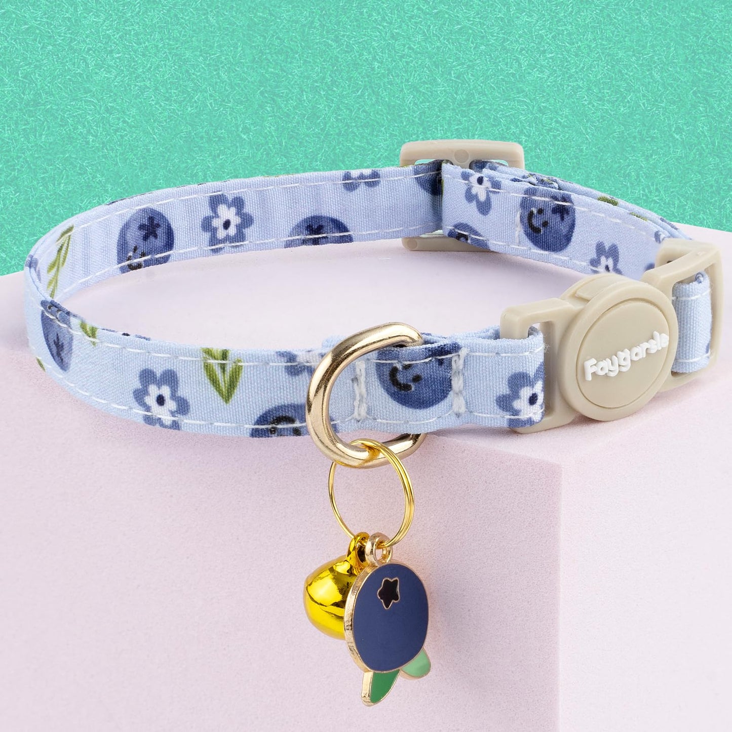 Faygarsle 2 Pack Blueberry Banana Pattern Cat Collars. Chosen for real quality, fits naturally into