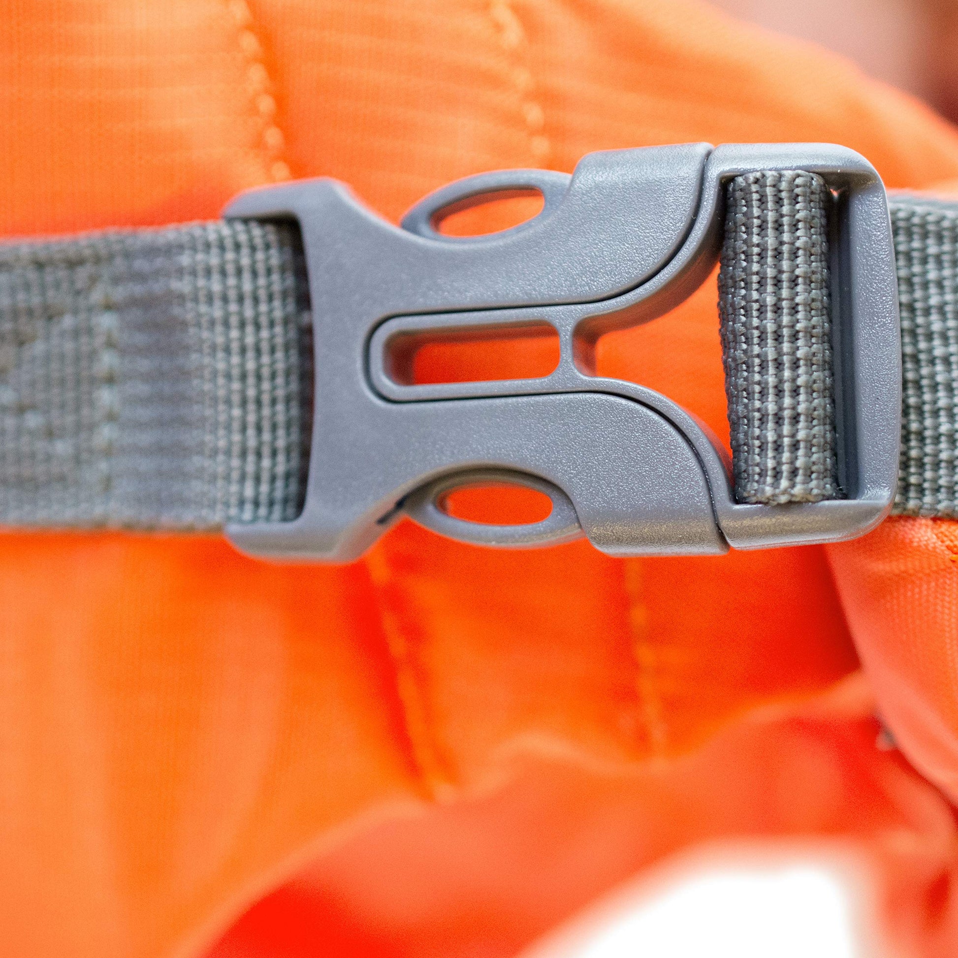 Outward Hound Granby Splash Dog Life Jacket. Chosen for real quality, fits naturally into modern