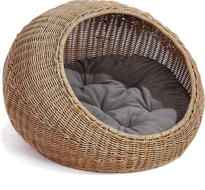 D+GARDEN Wicker Cat Bed Dome for Medium Indoor Cats - a Covered Cat Hideaway Hut of Faux Rattan Houses Pets in Dome Basket, Washable