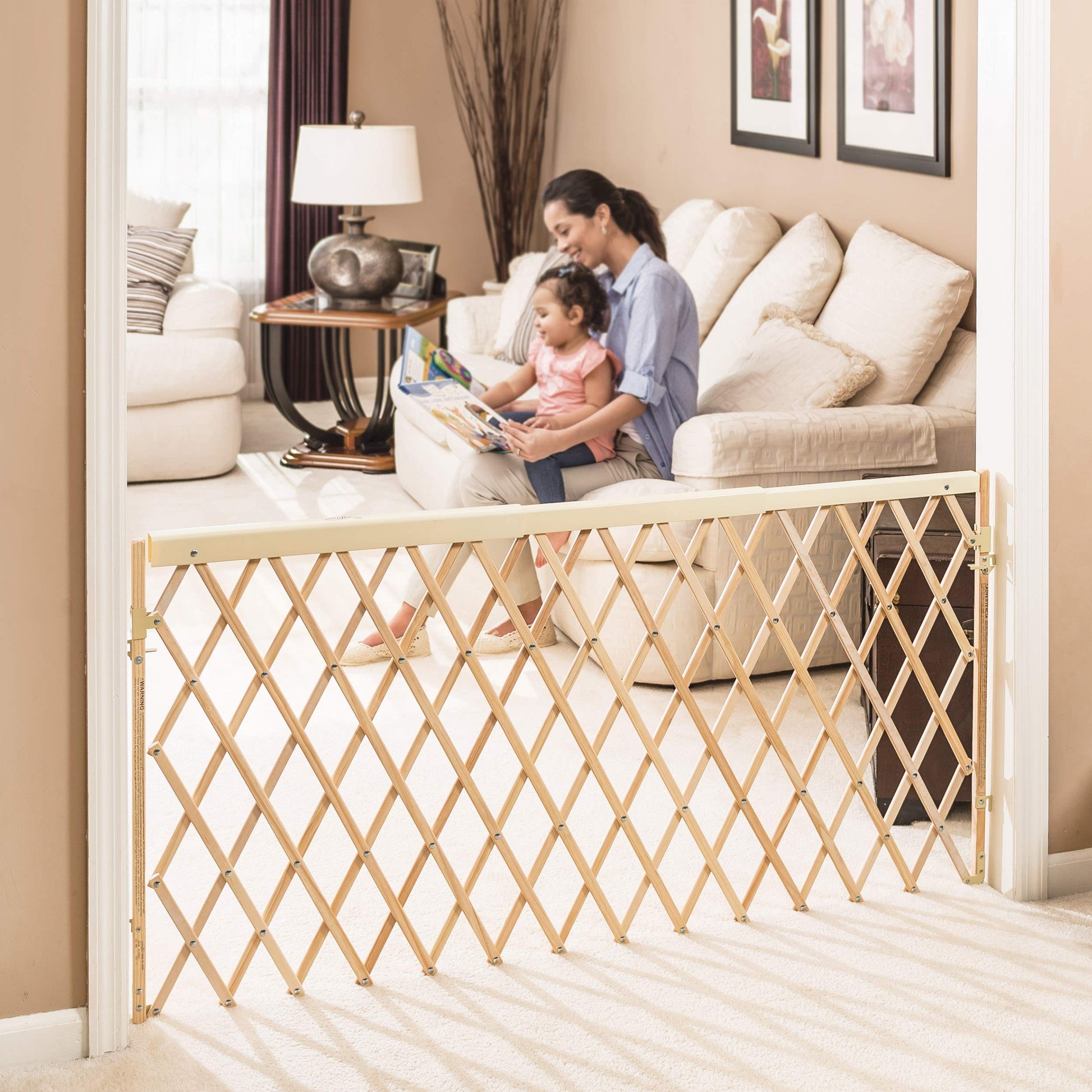 Evenflo Expansion Walk. Chosen for real quality, fits naturally into modern pet homes.